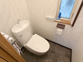 トイレリフォーム 快適に使用できる、清潔感のあるレストルーム